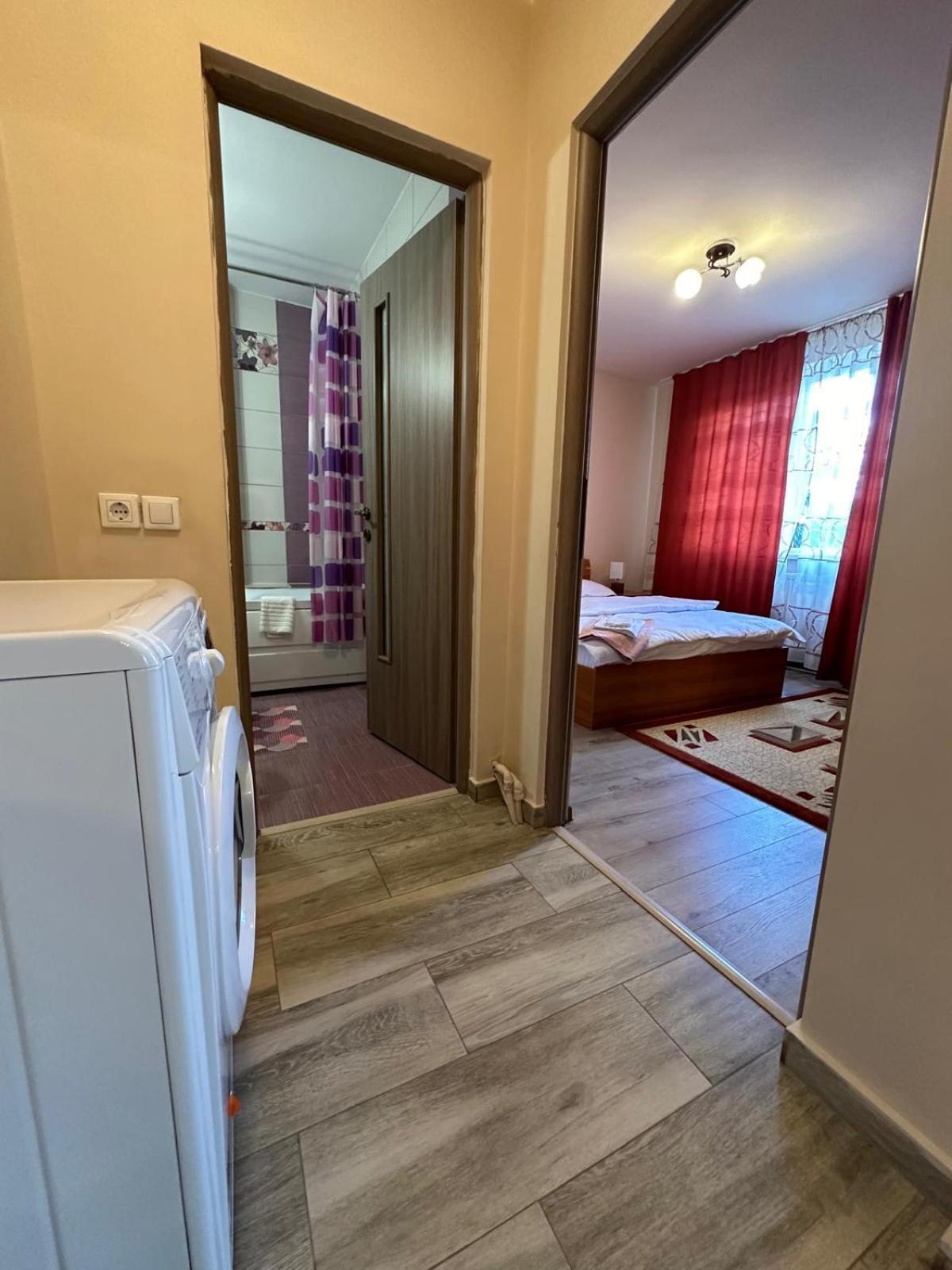 Appartamento Apartament Central Deva Esterno foto